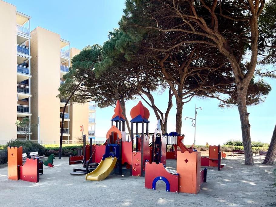 Confortable Apartamento En La Pineda Dış mekan fotoğraf